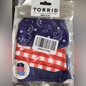 NWT Torrid 3 PCS Mask Set